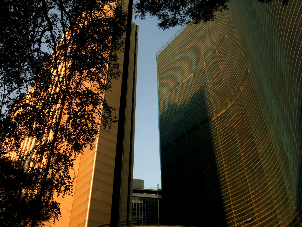 Edifício Copan, em São Paulo. Foto por: Sara Abdo